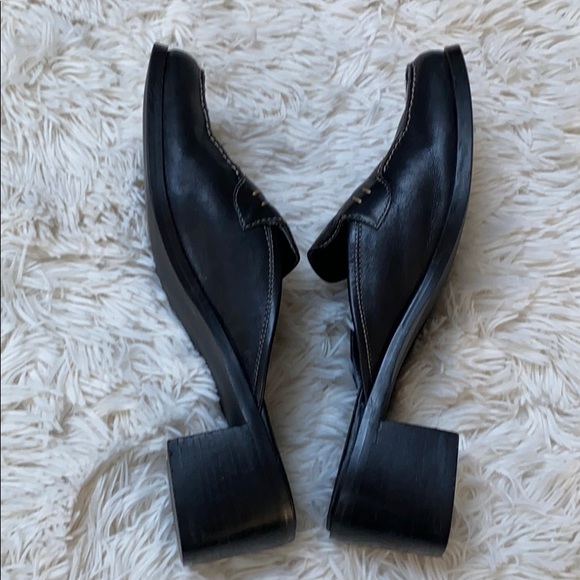 Liz Claiborne Mule 💗 Black - Picture 9 of 16